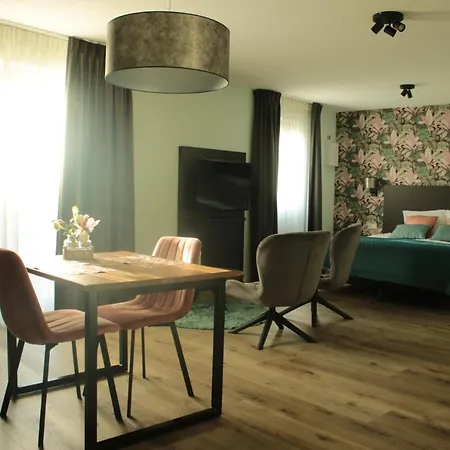Sis - Steenbergen